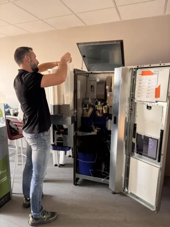 La maintenance de A à Z des distributeurs automatiques à Toulouse